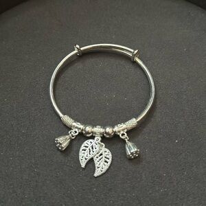 Silver Bangle (A-8)
